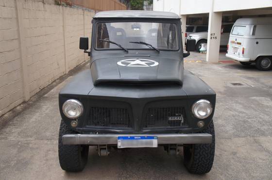 FORD RURAL 2.8 4X4 6 CILINDROS 12V GASOLINA 2P MANUAL